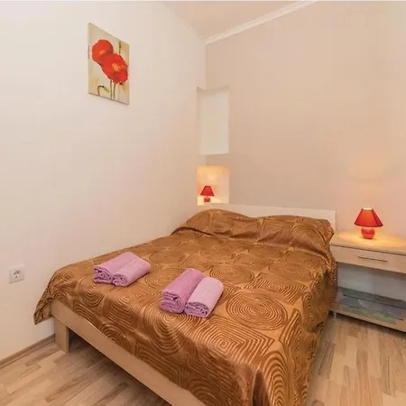 'gega' Xxl Vila