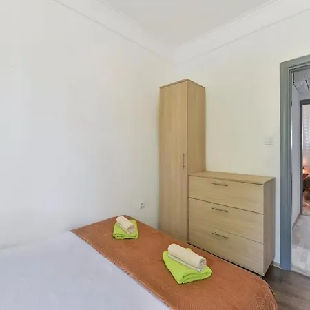 'gega' Xxl Vila